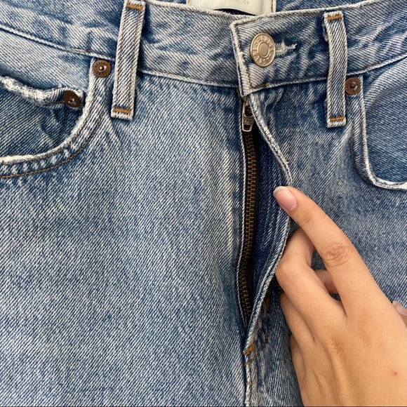 Agolde Cherie High Rise Straight Raw Hem Merit Light Wash Jean 24 - Picture 5 of 10